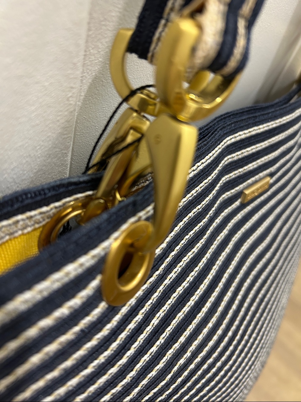 NWOT Eric Javits Straw Shoulder / Bucket  Bag - Picture 10 of 16